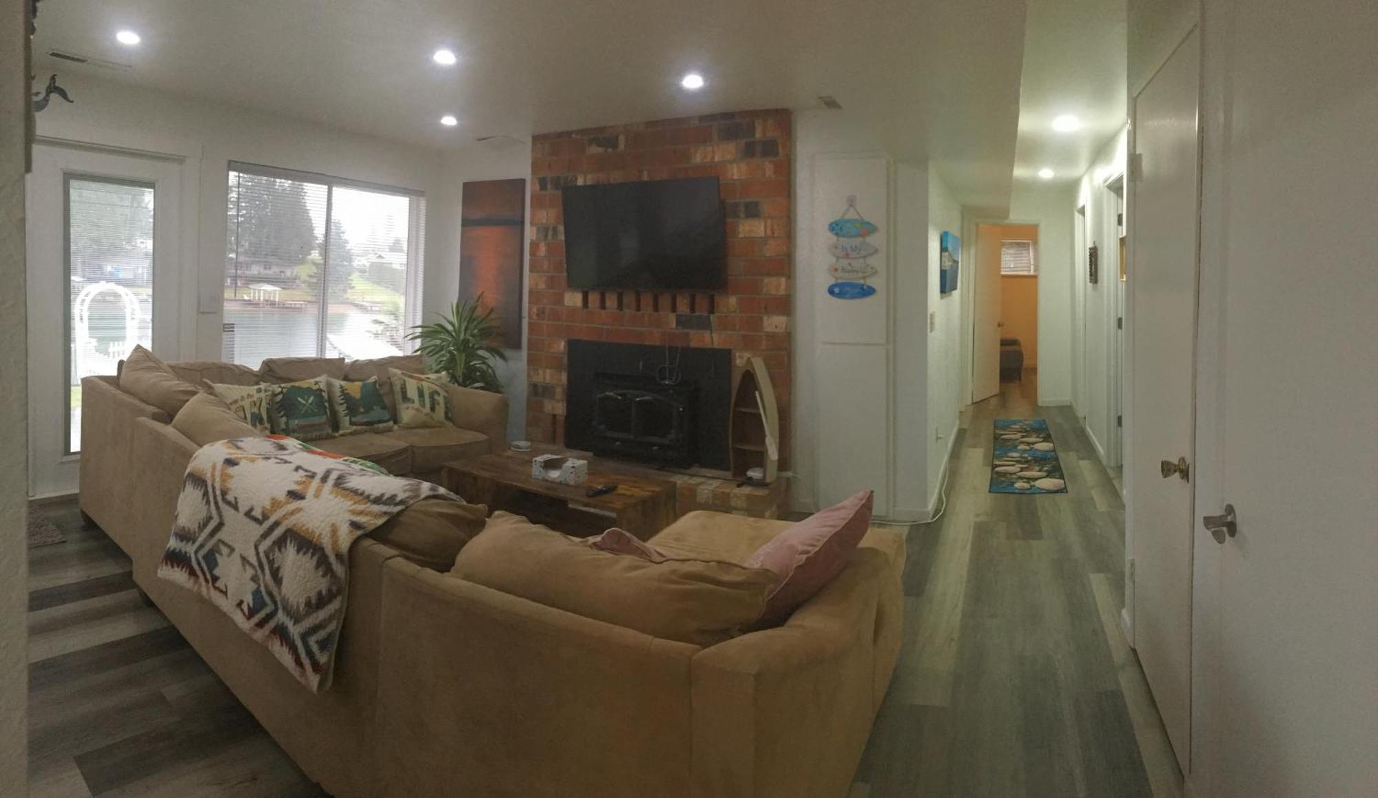 Lakefront Retreat House Sumner Екстериор снимка